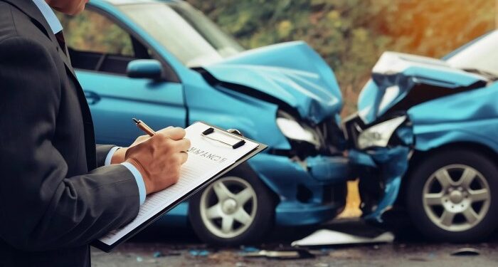 What to Do Immediately After a Car Accident in 2025?