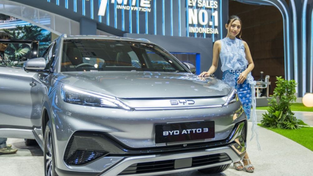 BYD ATTO 3 Advanced Plus SUV Listrik dengan Jarak 410 Km, Fitur Canggih, dan Pengisian Cepat 70 kW