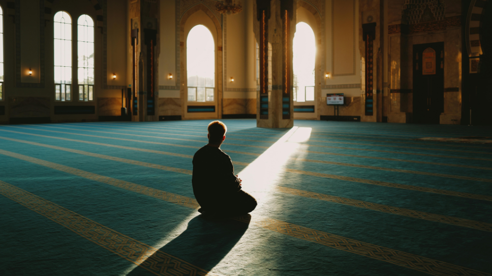 Bacaan Doa Setelah Tarawih dan Witir yang Bikin Malam Ramadhan Terasa Lebih Sakral