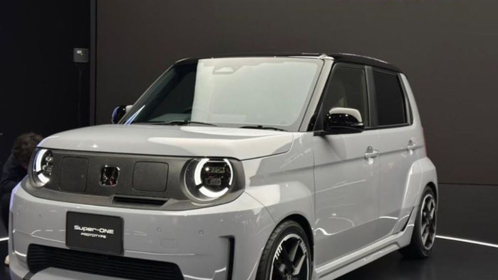 Honda Super One Terlihat di Uji Jalan Indonesia, Benarkah Akan Hadir sebagai Brio EV Tahun Ini