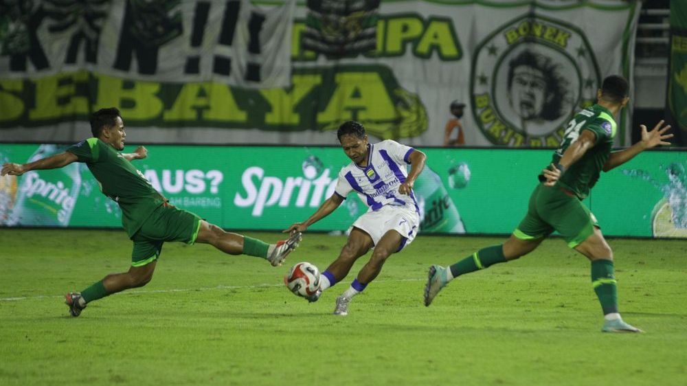 Persib Masih Puncaki Klasemen Super League, Persija dan Borneo Intai Kesempatan Salip